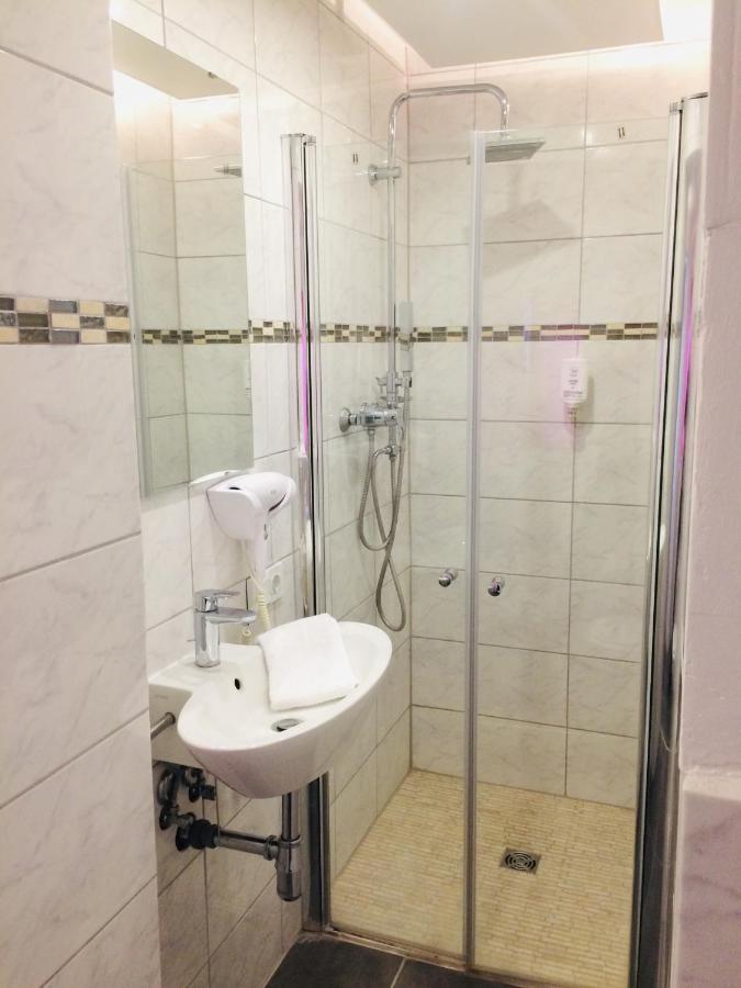 Hotel Comet Am Kurfuerstendamm Berlin Dış mekan fotoğraf